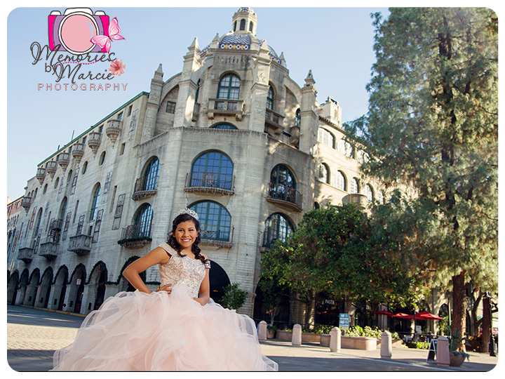 Read more about the article Mission Inn Quinceanera Photo Session