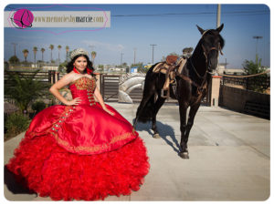 Read more about the article Ontario High School Quinceanera Photo Session